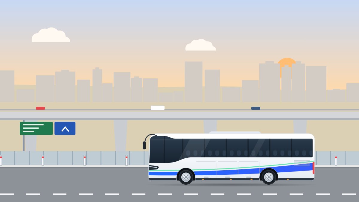 איור לעמוד הסעות בראשון לציון: אוטובוס תיירים נוסע בכביש מהיר באור של אחר הצהריים, מתחת לגשר.